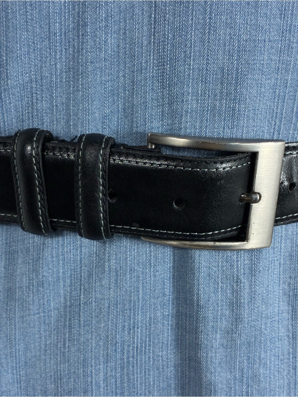 Joseph Abboud Mens Belt Black Genuine Leather Brushed Silver Buckle